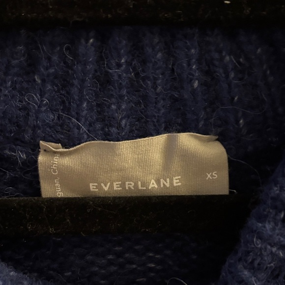 Navy Blue Women's Sweater - Picture 4 of 5